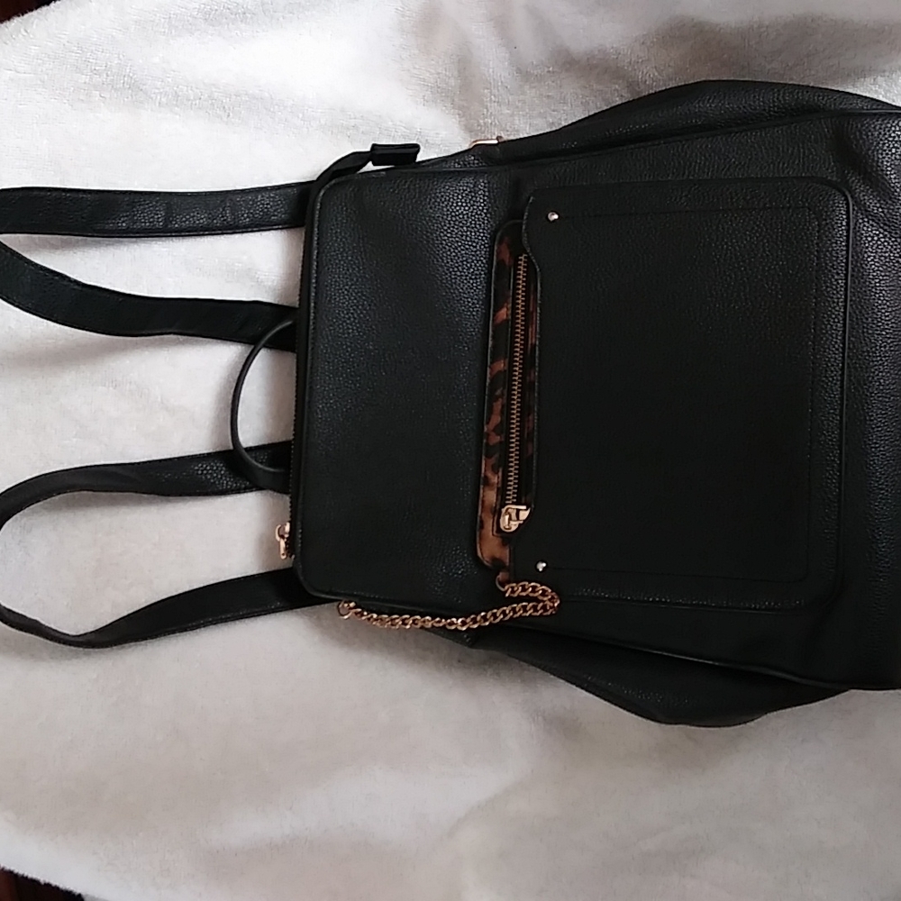 Backpack - Picture 1 of 4
